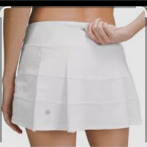 Lululemons Chic White Skater Skirt